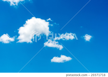 Sky full of clouds above Fuji mountain Sky full of clouds above Fuji mountain 20371718