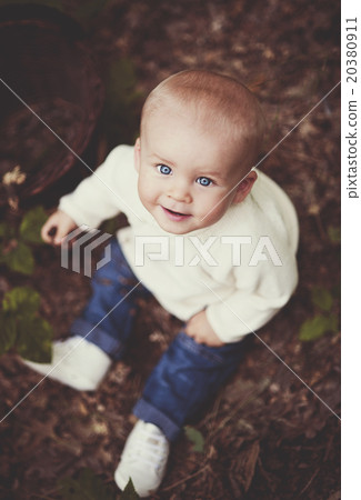 Little boy in forest Little boy in forest 20380911