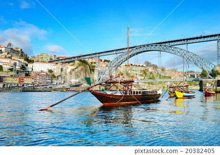 Traditional Porto scene, Portugal Traditional Porto scene, Portugal 20382405