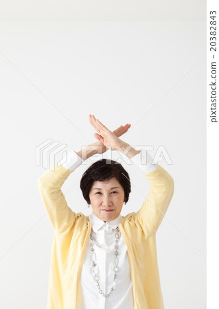 中間女士反對冒充 20382843