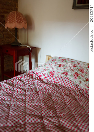 Cozy bedroom 20385714