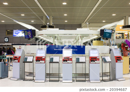 成田國際機場2號航站樓辦理登機手續櫃檯 20394687