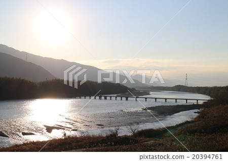 Yoshino River and diving bridge near the streets of Udatsu Udatsu Yoshino River and diving bridge near the streets of Udatsu Udatsu 20394761
