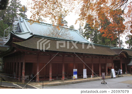 Hiezan Enryakuji in the autumn leaves season (East Tower · Nemoto Nakadodo) Hiezan Enryakuji in the autumn leaves season (East Tower · Nemoto Nakadodo) 20397079