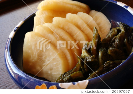 pickles  20397097