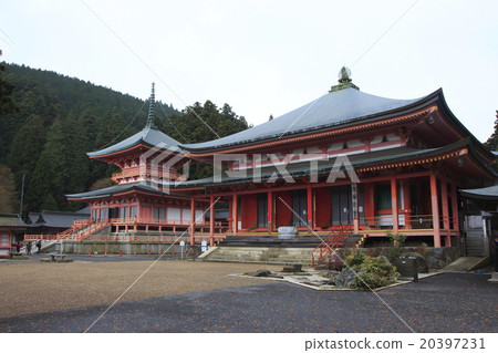 Hiezan Enryakuji in the autumn leaves season (East Hall - Hokke Hospital East Higashiguchi - Amidado) Hiezan Enryakuji in the autumn leaves season (East Hall - Hokke Hospital East Higashiguchi - Amidado) 20397231