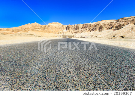 The temple of Hatshepsut near Luxor in Egypt The temple of Hatshepsut near Luxor in Egypt 20399367