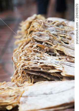 dried squid 20409970