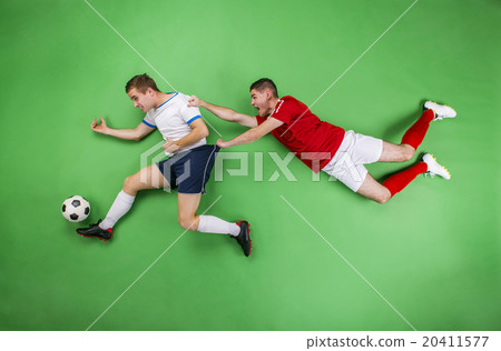 Football players 20411577