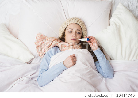 Sick woman 20414749