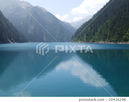Mysterious beautiful scenery of China, Jiuzhaigou Huanglong Mysterious beautiful scenery of China, Jiuzhaigou Huanglong 20416296