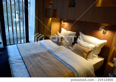 modern hotel room modern hotel room 20418966