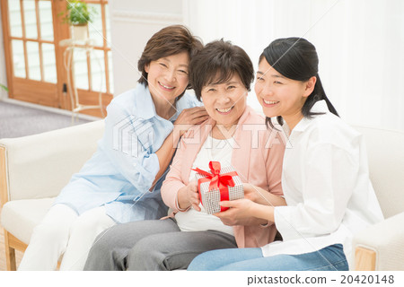 三代女人形象 20420148