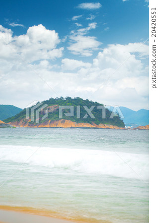 Copacabana beach 20420551