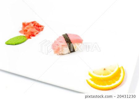Sushi roll 20431230