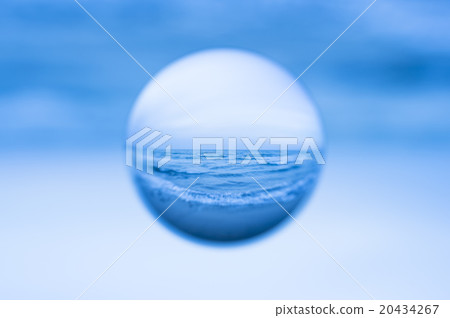 Sea on the sphere 20434267
