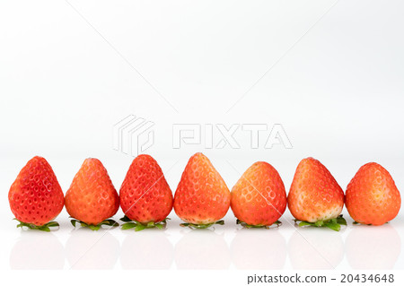 一個草莓 一個草莓 20434648