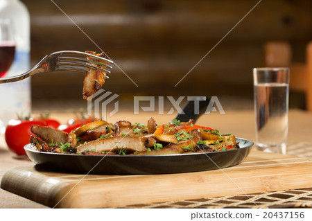 roast meat in a frying pan. roast meat in a frying pan. 20437156