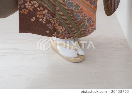 kimono, tiptoe, fringe 20438763