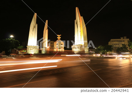 Monument Monument 20442941