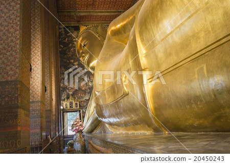 Reclining gold Buddha. Wat Pho, Bangkok, Thailand Reclining gold Buddha. Wat Pho, Bangkok, Thailand 20450243