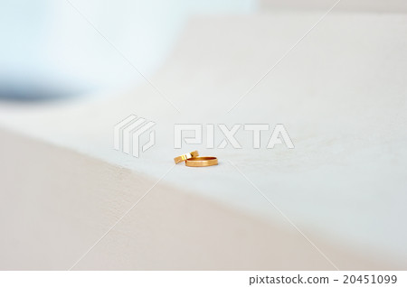 Two wedding rings Two wedding rings 20451099