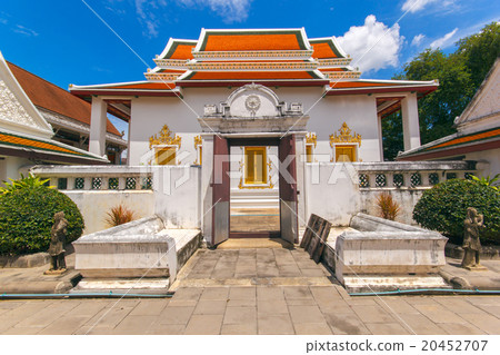 Wat thepthidaram, Bangkok 20452707