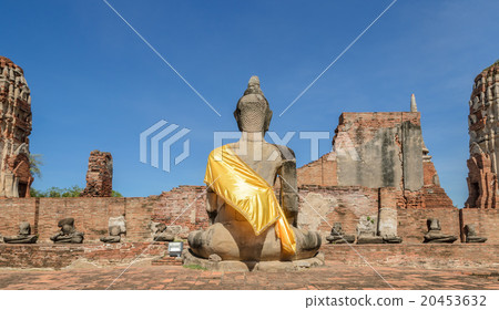 Wat Phra Mahathat in Thailand 20453632