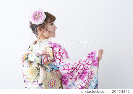 Kimono young lady 20453841