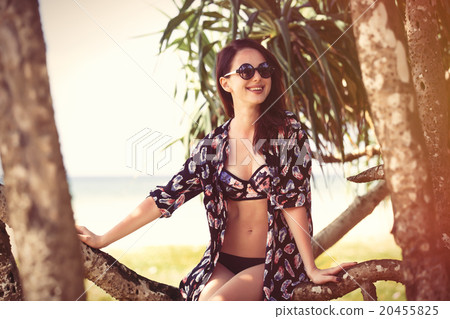 woman in a bikini 20455825