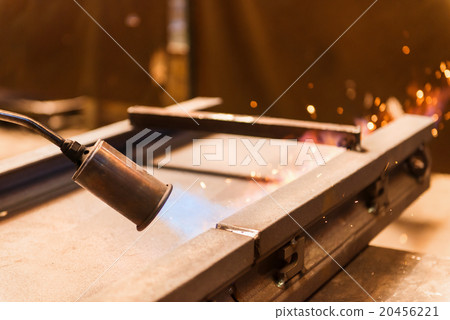Man welding Man welding 20456221