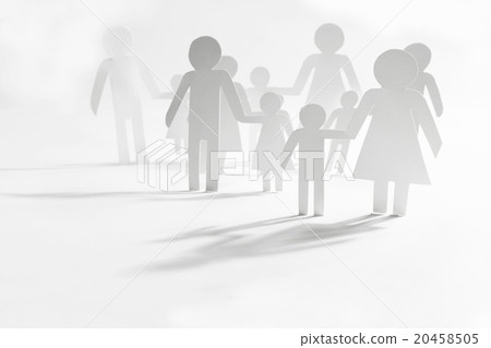 Group of people with children 20458505
