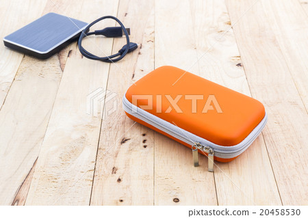 External hard drive carrying case. 20458530