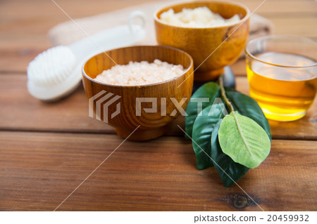 close up of himalayan pink salt and bath stuff 20459932