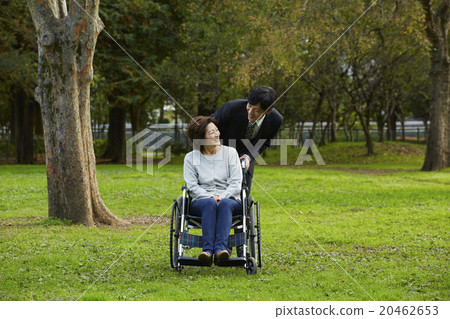 Caregiveness image 20462653