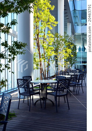 The sky garden of Osaka Abe no Harukasu 20463791