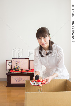 一個女人裝飾娃娃娃娃（母親） 20471100