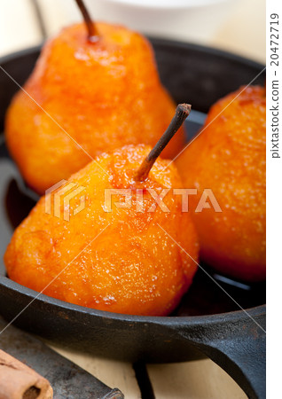 poached pears delicious home made recipe 20472719