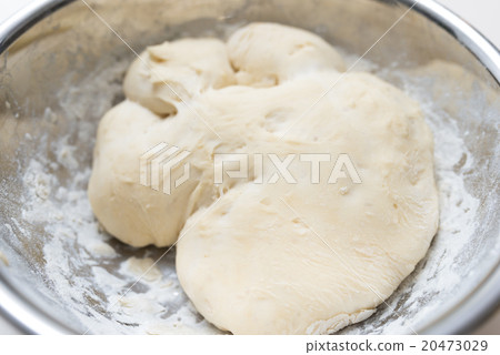 Dough 20473029
