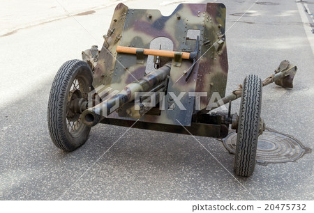 Old Soviet 2-nd World War anti-tank 45-mm cannon 20475732