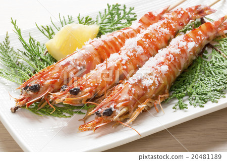 Grilled prawns with salt 20481189
