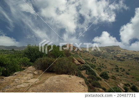 landscape of a mountain valley in Sicily, Italy 20487731