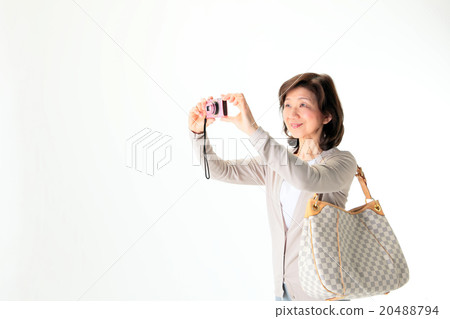 相機和高級女性，攝影，袋，旅遊 20488794