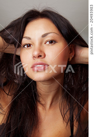 beautiful face of girl 20493983