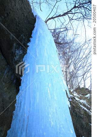 Katsuramaru Stream Trollei Waterfall 20500407