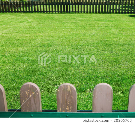 court yard 20505763