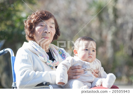 baby, infant, great grandchild 20505943