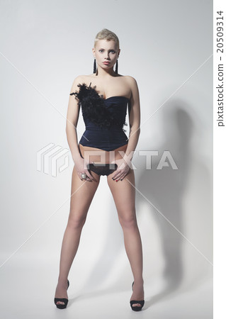 Girl in corset 20509314