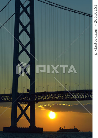 明石海峽大橋的黃昏 20510153