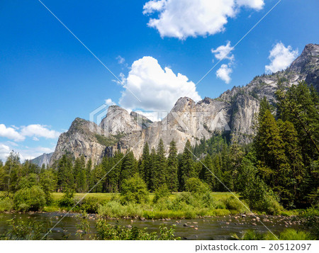 California world heritage too beautiful view of Yosemite National Park 20512097